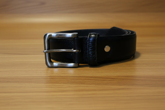 Men  Black pebble leather belt casual or formal wear