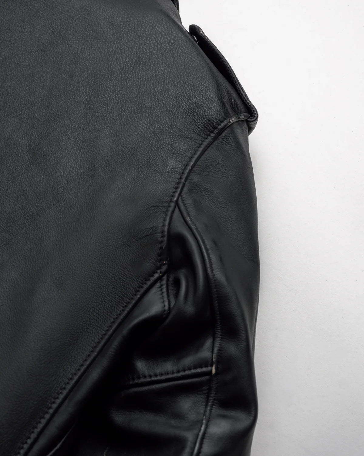 Vintage Fitted Cowhide Leather Motorcycle Jacket