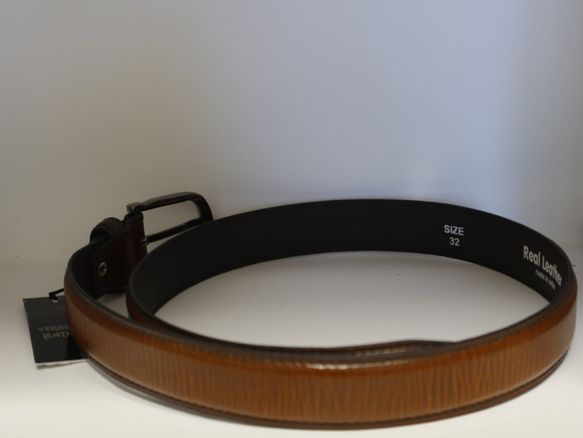 men textured brown leather belt