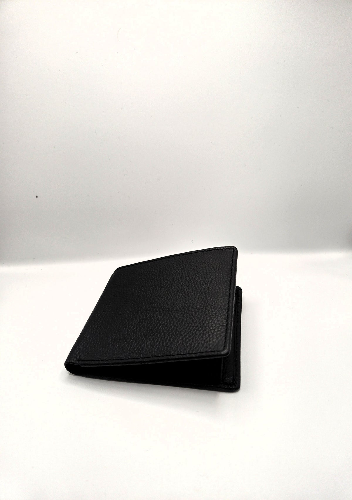 Men leather wallet with coin pocket